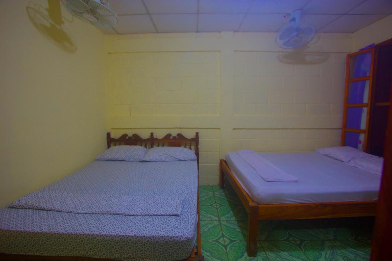 Hostal Los Chamos 南圣胡安 外观 照片