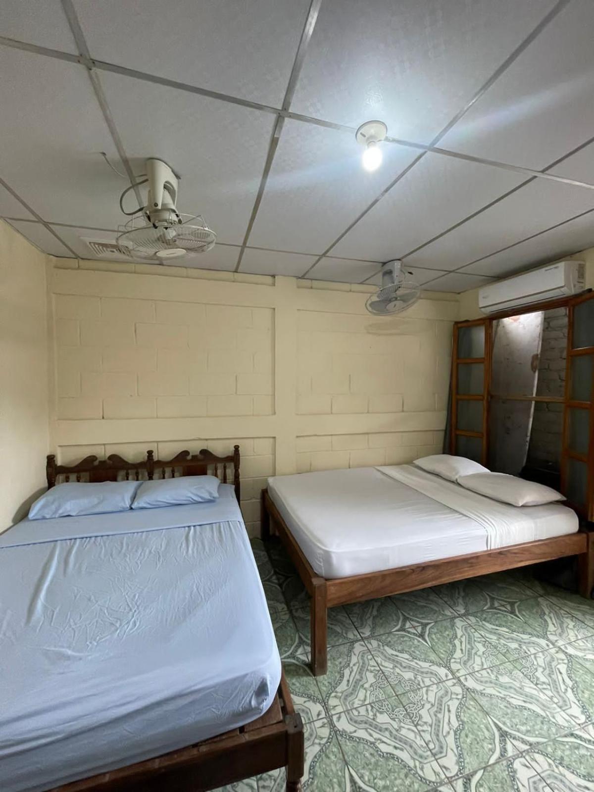 Hostal Los Chamos 南圣胡安 外观 照片