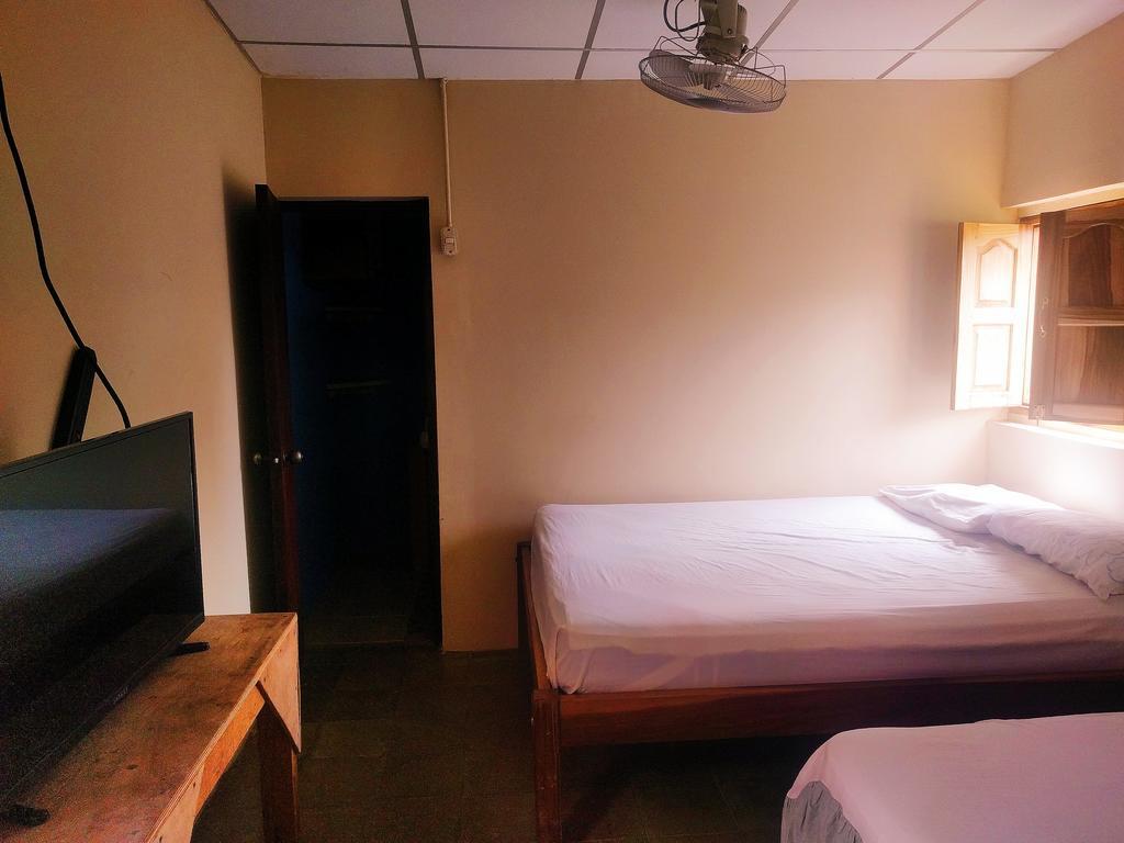 Hostal Los Chamos 南圣胡安 外观 照片
